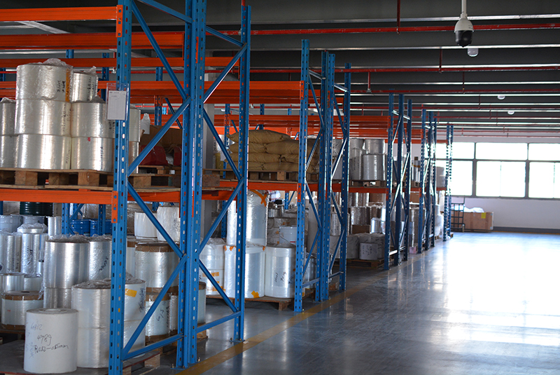 Компания Shantou Wanqi Packaging знаменует собой 18-летний опыт инноваций, 38 патентов и ведущее в отрасли цифровое производство